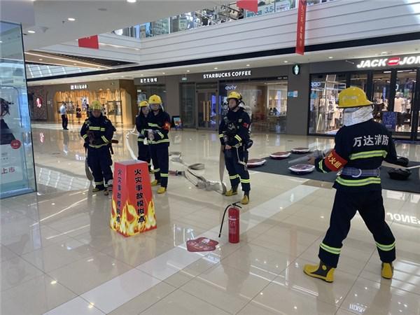 商场商户要如何做好消防安全工作？